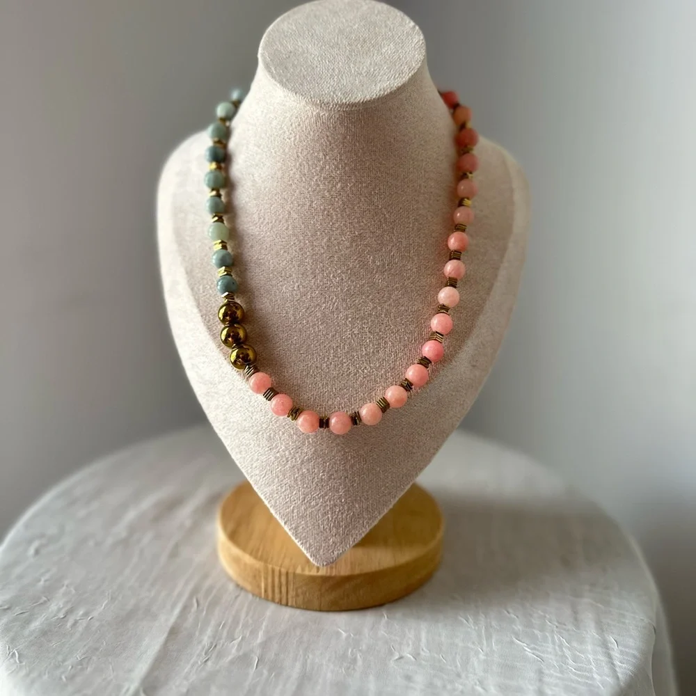 MIXED STONES BLUE GREEN PINK STATEMENT NECKLACE 18” GOLD HEMATITE